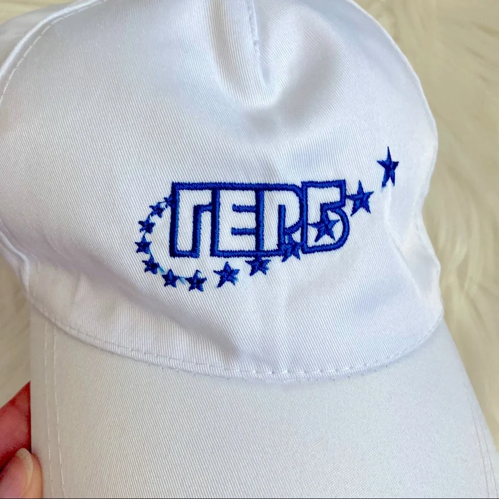 Adjustable White Baseball Hat